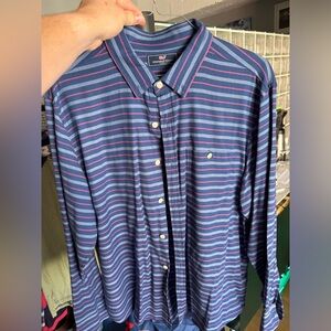 XL Vineyard Vines button down